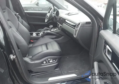 2021 Porsche Cayenne z USA, uszkodzony, nr VIN WP1AA2AY8MDA08359